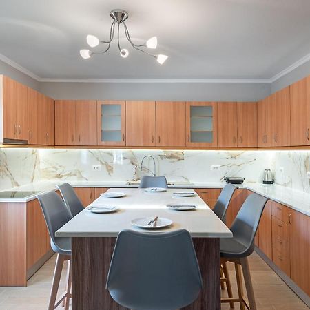 Razáta Waterway Luxury Residence-Apartment 1 מראה חיצוני תמונה